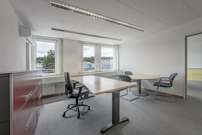 Bezugsbereite Bürofläche mit exklusiver Dachterrasse! (5)