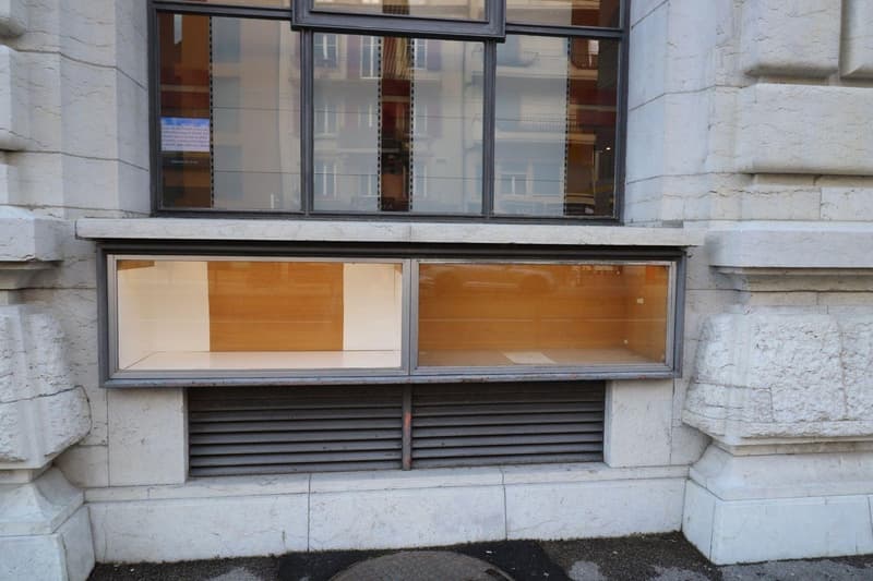 Display windows for rent in the center of Neuchâtel (3)