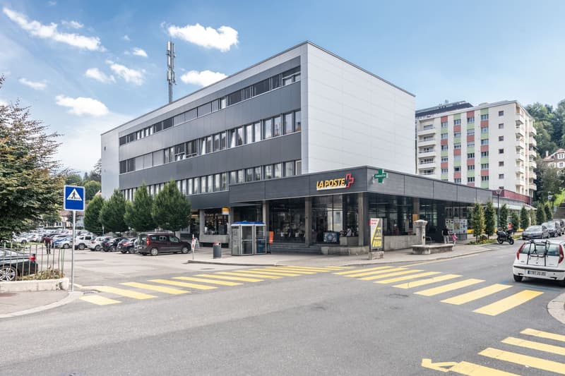 Administrative surface of approx. 290m2 for rent on the 1st floor in Le Locle (1)