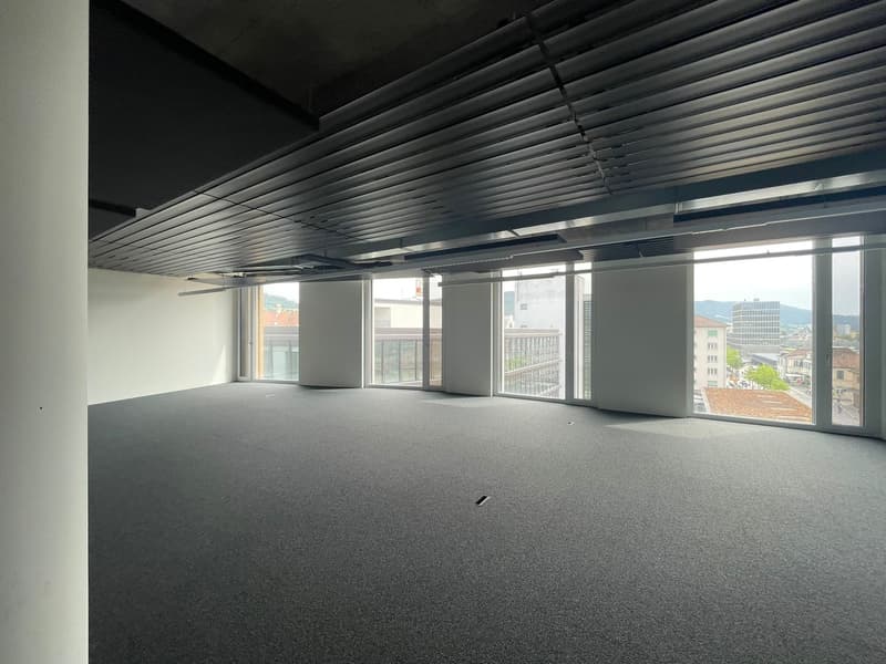 Zu vermieten in Delémont ein Büro von 143m2 (4)
