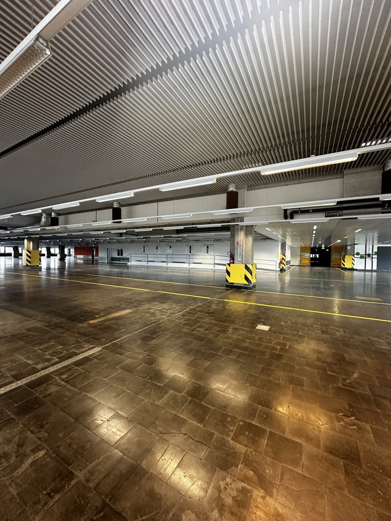 Attractive commercial space directly at Basel SBB train station (3)
