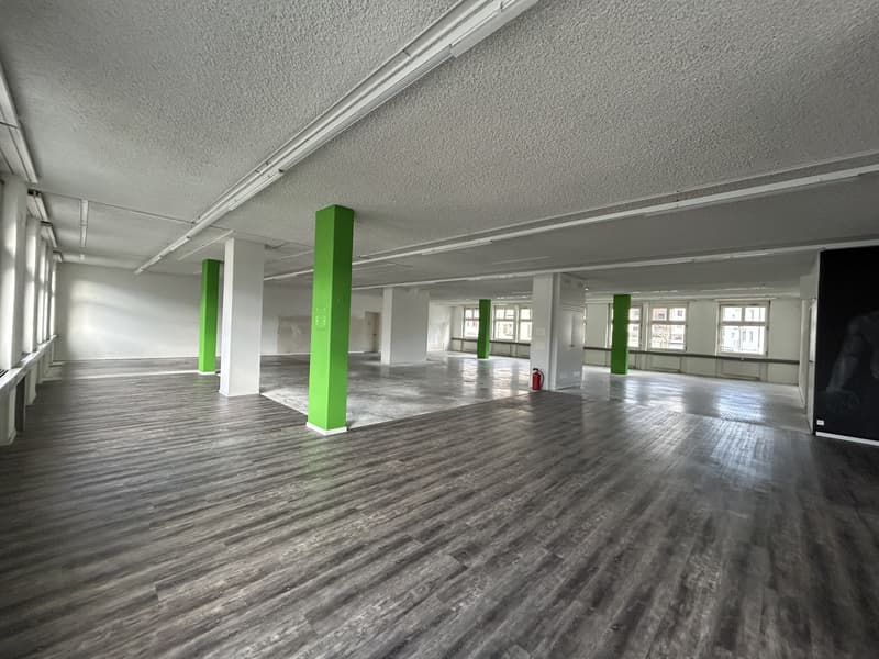 Spazio flessibile per ufficio o studio in posizione centrale a Rüti ZH! (4)