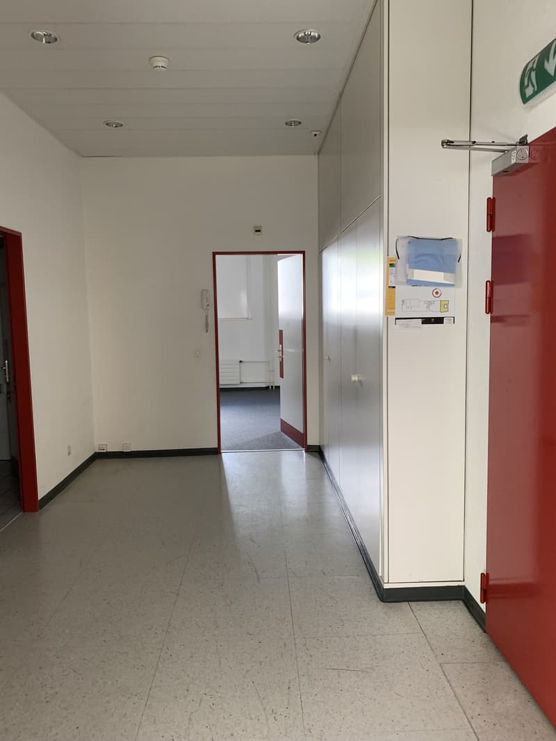 Montreux, 2 Minuten von der Bahnstation entfernt - Büros - befristeter Mietvertrag (3)