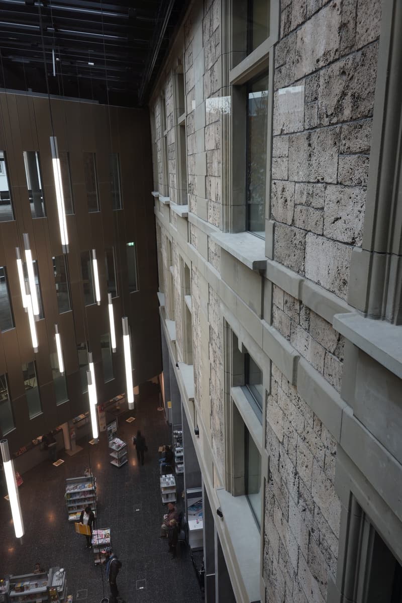 Superbe surface dans l'ancien bâtiment des postes RDC/ÉTAGE INTERMÉDIAIRE (10)