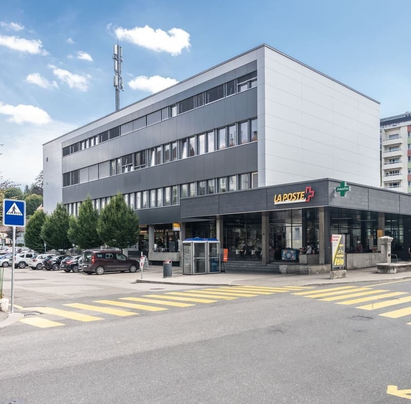 Büro von 53 m2 zur Miete im Herzen von Le Locle (1)