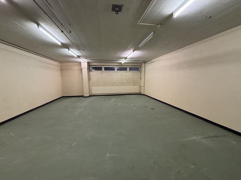 Zu vermieten Lager von 72 m² in Le Locle (3)