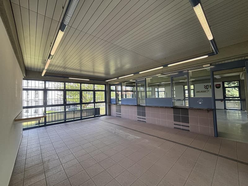 Attractive commercial space with versatile usage options in Kriegstetten (6)