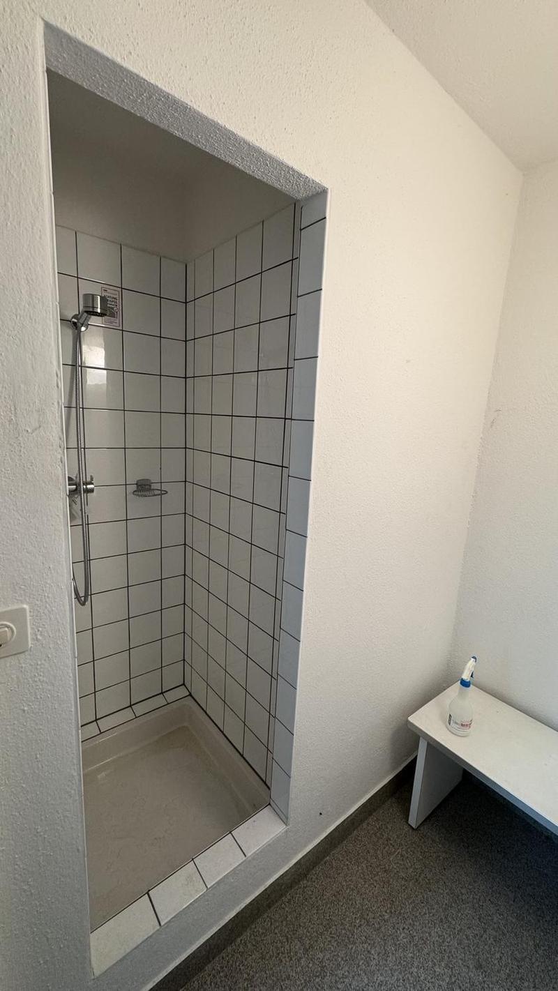 Attractive commercial space on the ground floor with storage in the basement (4)