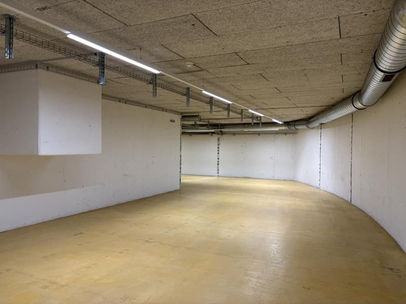 Espace de stockage dans un emplacement central à Chur (3)