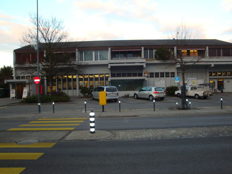 Outdoor parking space for rent in Belp (2)