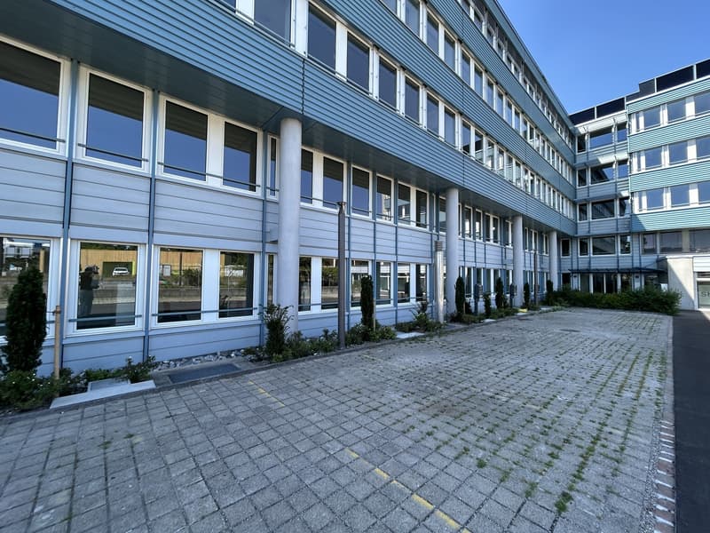 Bureau entièrement aménagé et meublé à Wallisellen à louer (6)