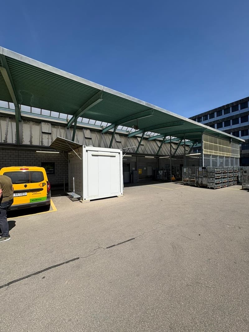 Espace commercial/entrepôt attractif à Glattbrugg avec des connections de trafic optimales (5)