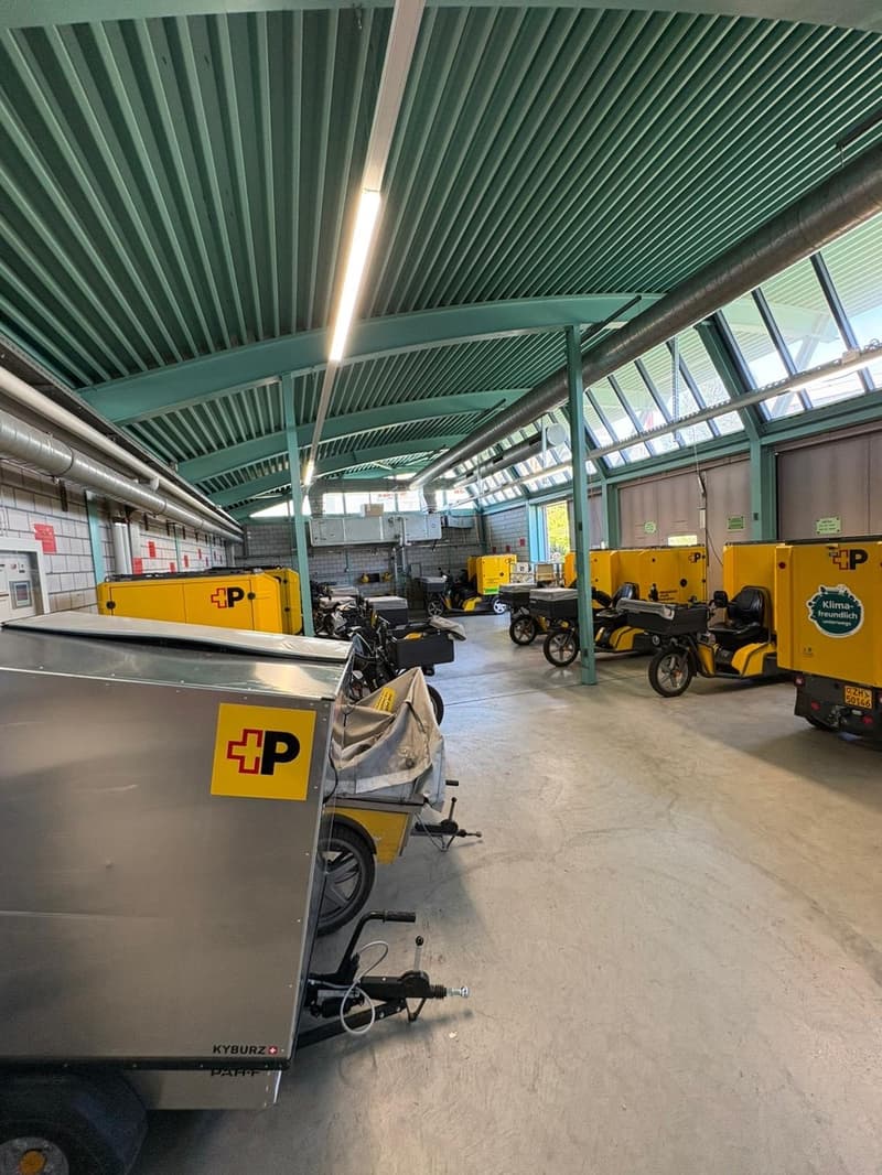 Espace commercial/entrepôt attractif à Glattbrugg avec des connections de trafic optimales (6)