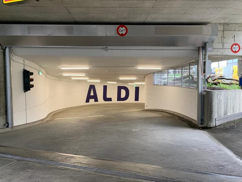 Parken Sie Ihr Auto an bester Lage (3)
