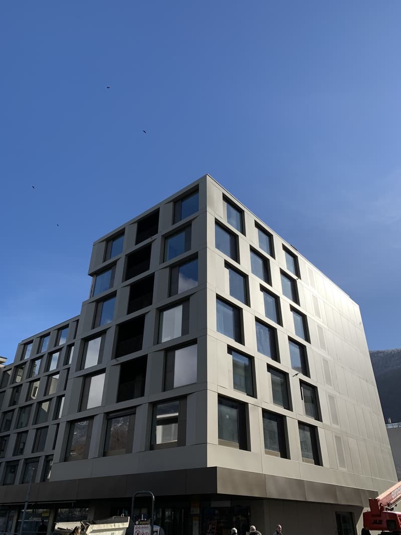 Appartement de 2,5 pièces lumineux avec balcon de 16 m2 (1)