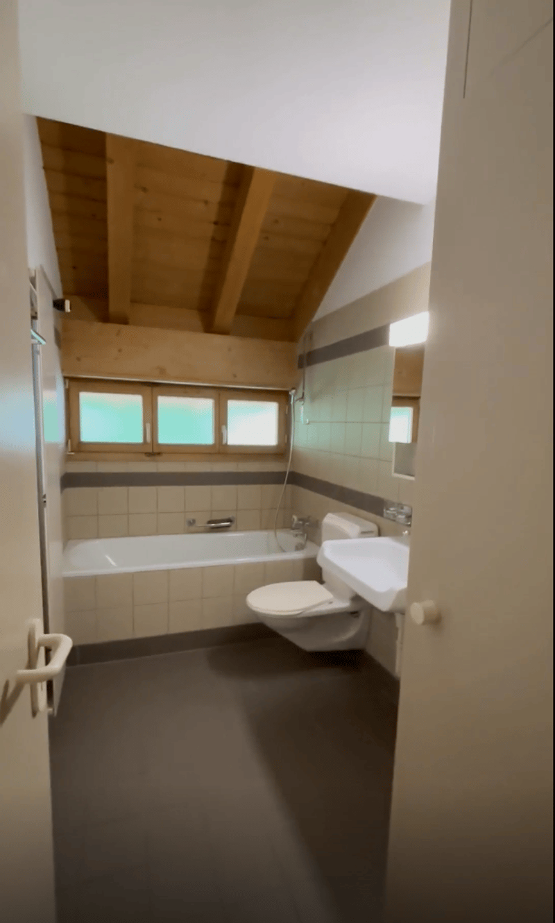 4.5-Zimmerwohnung mit Balkon  befristet zu vermieten (10)
