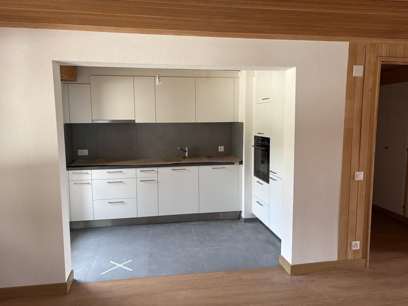 Villars-sur-Ollon au coeur du Village dans immeuble Poste et gare (3)