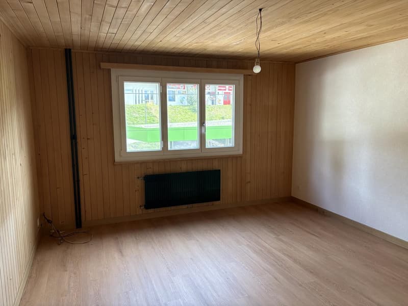 Villars-sur-Ollon au coeur du Village dans immeuble Poste et gare (8)