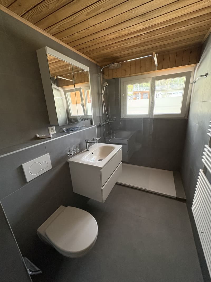 Villars-sur-Ollon au coeur du Village dans immeuble Poste et gare (4)