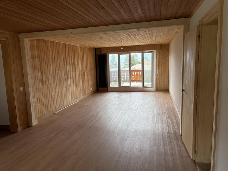 Villars-sur-Ollon au coeur du Village dans immeuble Poste et gare (5)