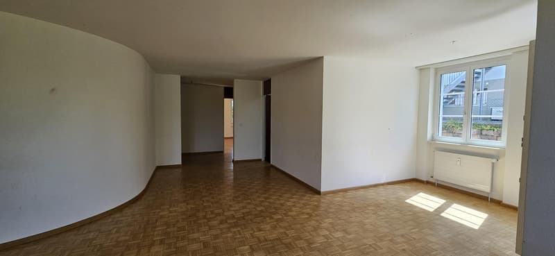 4.5 Zimmerwohnung in Schönenbuch (8)