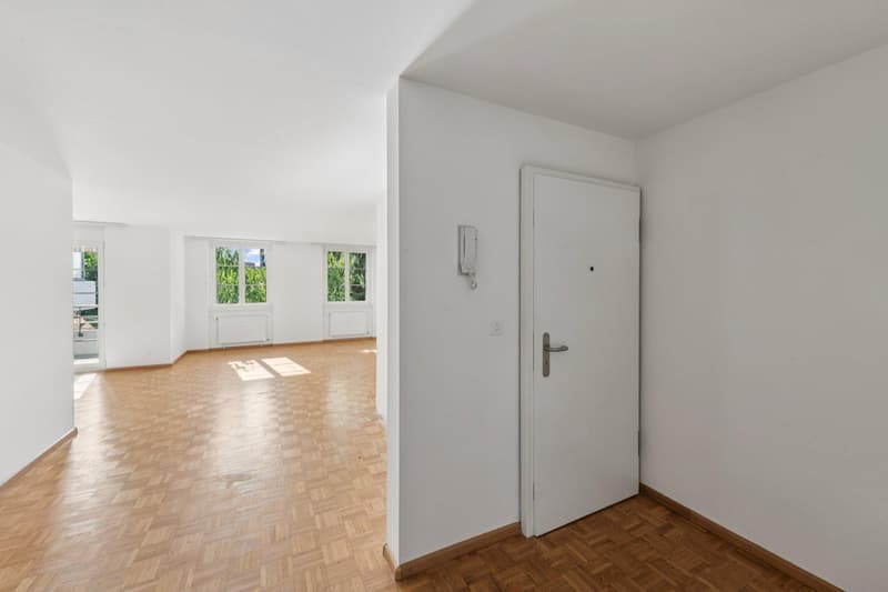 3.5 Zimmerwohnung in Schönenbuch (8)