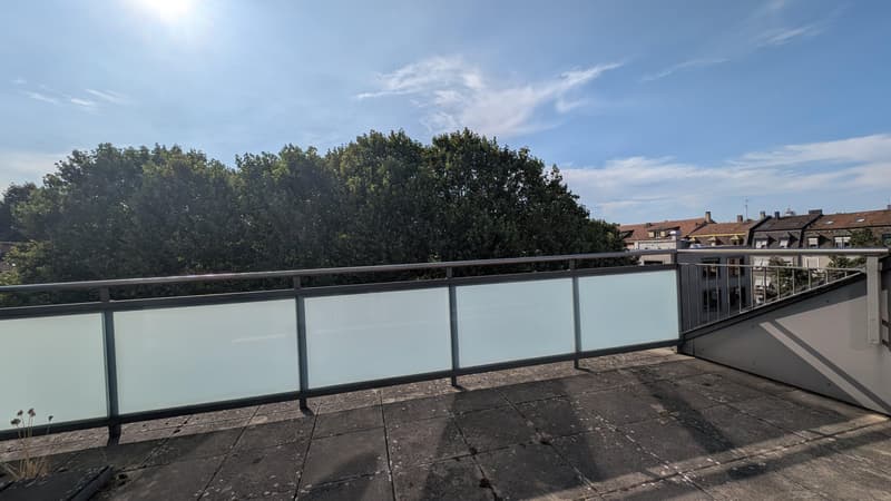 Living above the roofs, stylish loft apartment with large roof terrace! (2)
