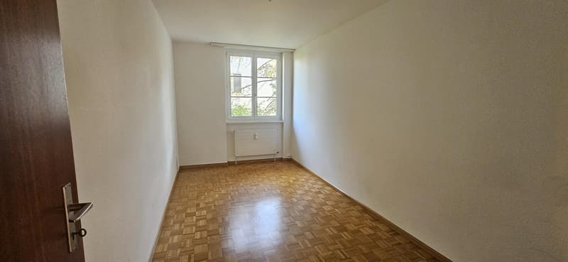 4.5 Zimmerwohnung in Schönenbuch (4)