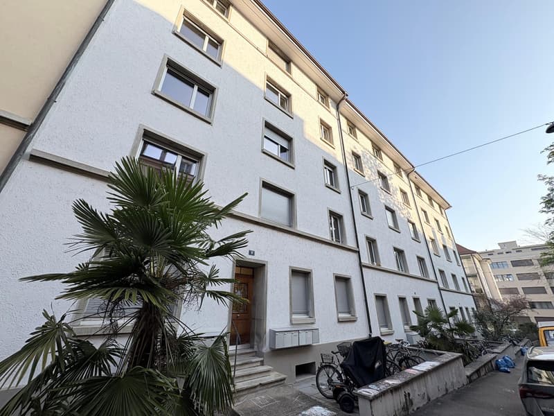 Attraktive 2-Zimmerwohnung in Basel (1)