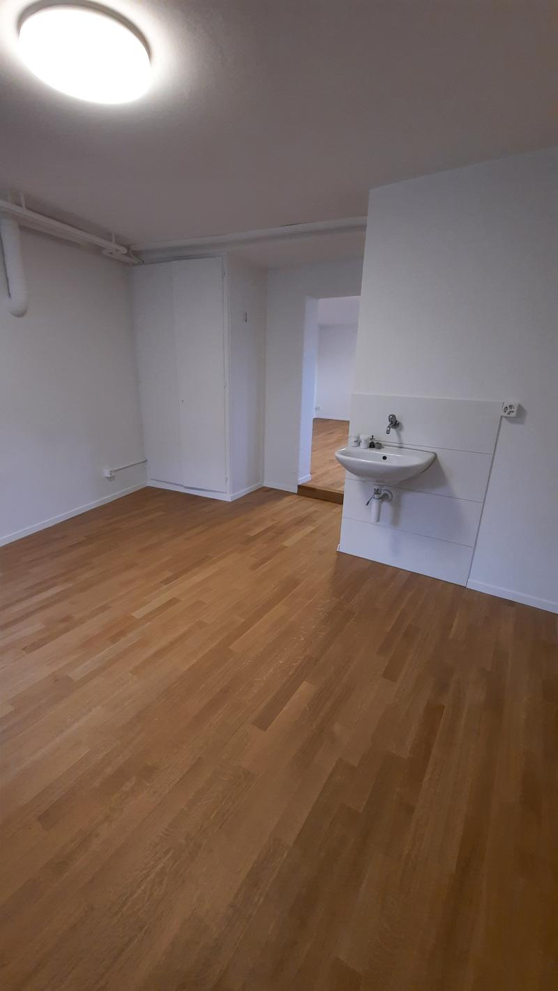 Atelier spacieux près de l'hôpital Sonnenhof à louer (4)