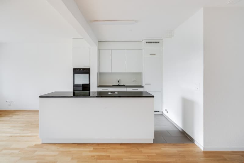 Appartamento di 4.5 locali con ampio spazio di giardino (1)