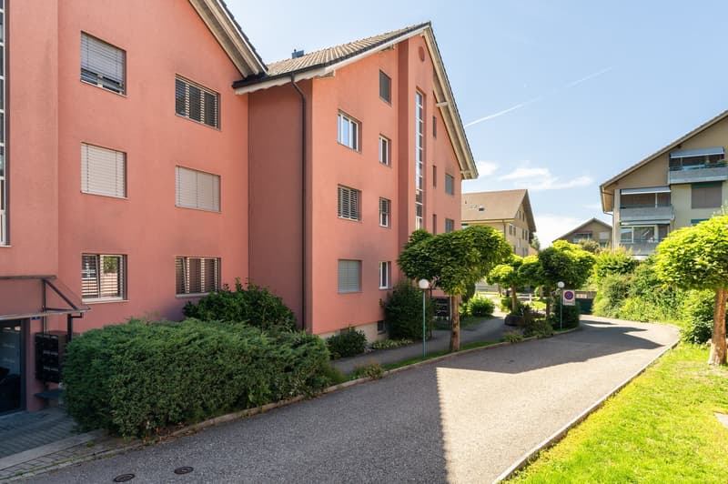 Grosse 3.5-Zimmer-Wohnung mit Balkon (13)