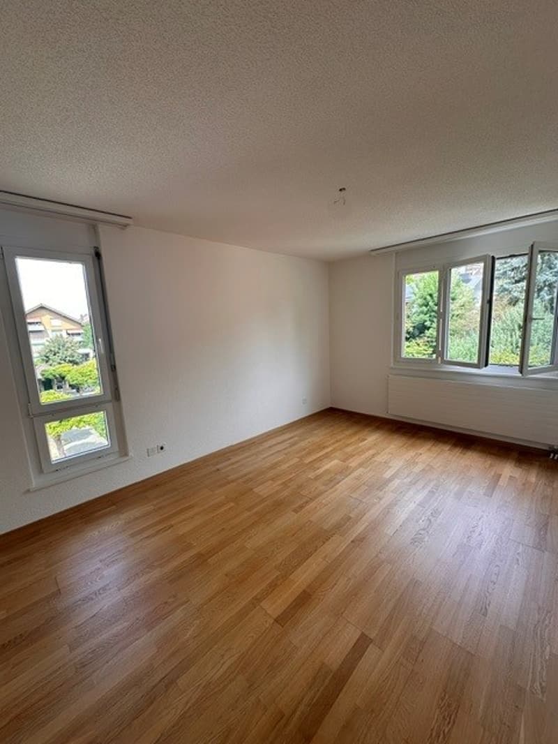 Grosse 3.5-Zimmer-Wohnung mit Balkon (9)