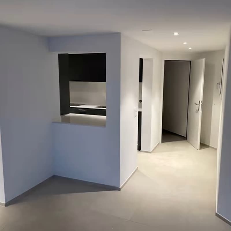 Centrally located studio (3)