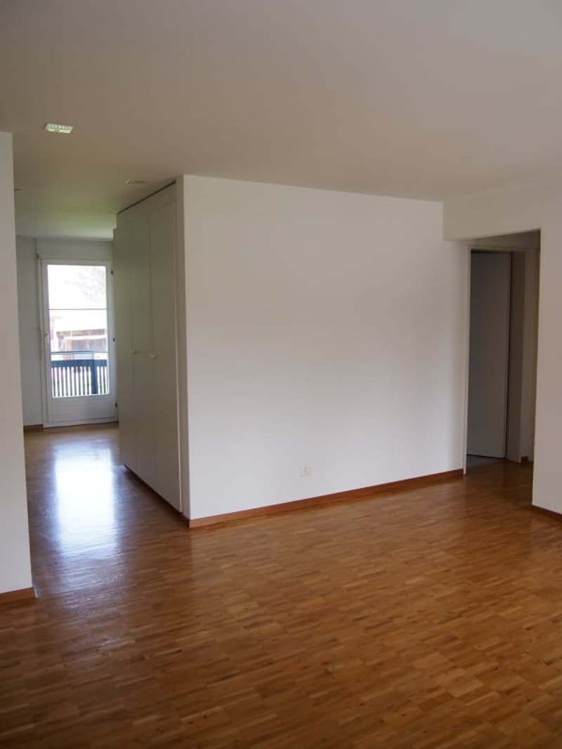 Charmante 3.5-Zimmer-Wohnung mit Balkon in Bonstetten – ab Oktober 2026 verfügbar (6)