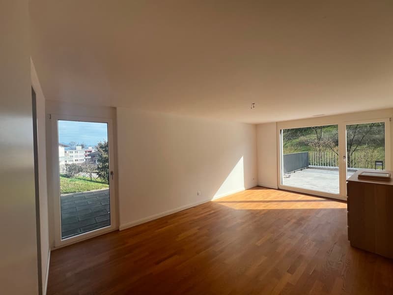 Gepflegte Terrassenwohnung im Eigentumsstandard an sonniger Lage (3)