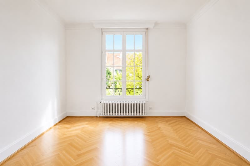 Appartement de charme dans un immeuble ancien dans le quartier populaire de Wettstein (3)