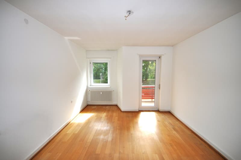 3-Zimmerwohnung mit Altbaucharme im Neubad (2)