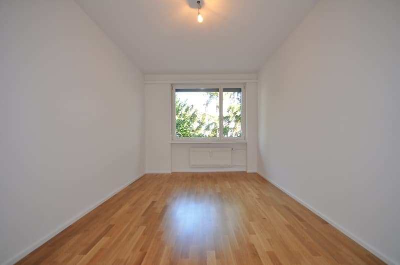 Stilvolle 2-Zimmer-Wohnung mit Balkon an zentraler Lage sucht Nachmieter (3)