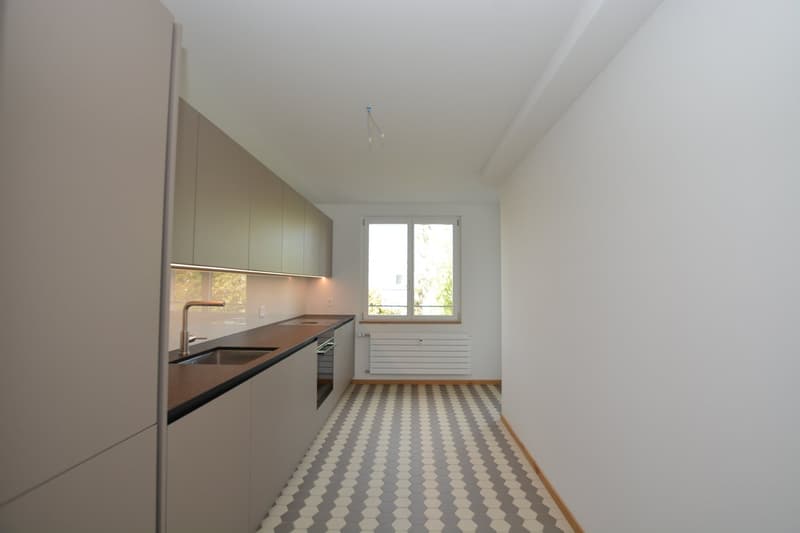 Erstvermietung nach Totalsanierung | Stilvolles Wohnen mit Balkon zum Innenhof (6)