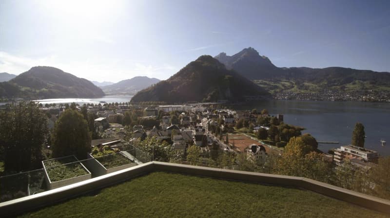 Rêve de maison avec vue sur le lac et panorama montagnard (12)