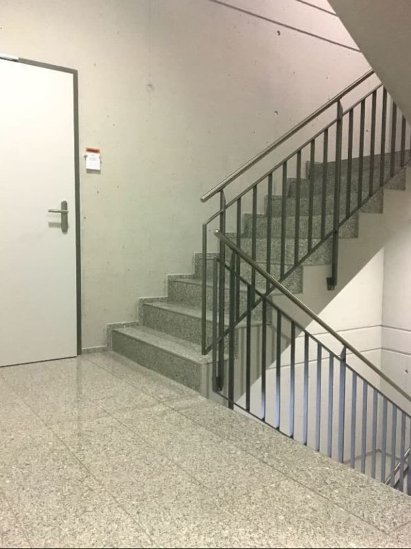 57m² Büro.-/ Gewerbe.- / Praxis.- / Fitness.- oder Therapiefläche (7)