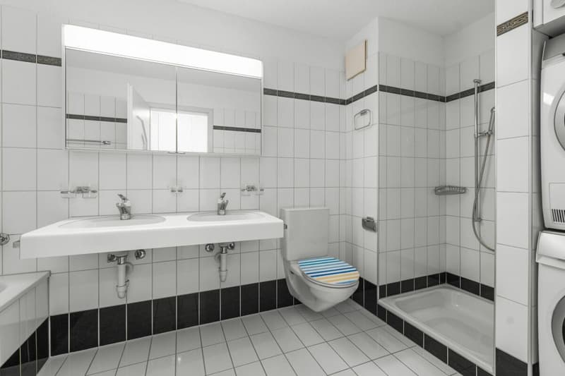 Appartement 3,5 pièces dans un quartier résidentiel bien entretenu (6)