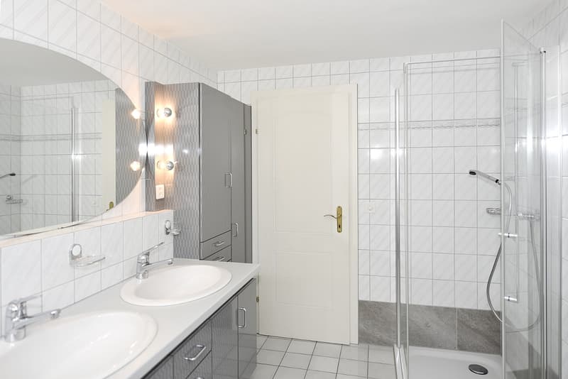 Badezimmer - spiegelverkehrt