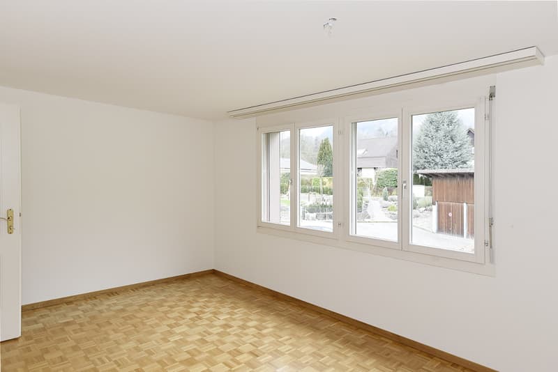 Schlafzimmer mit Parkett