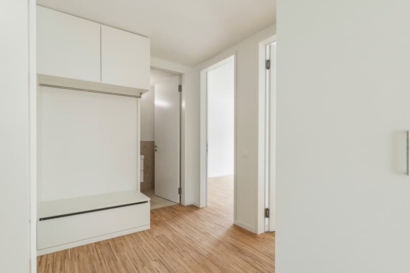 Entrée mit Garderobe