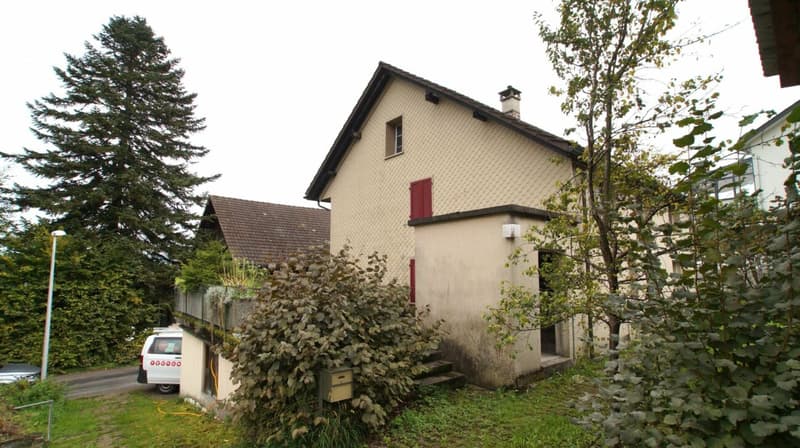 Renovation-requiring old property with building land reserve (5)