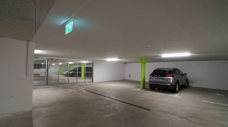 Places de parking privées en garage souterrain avec sortie plate (2)