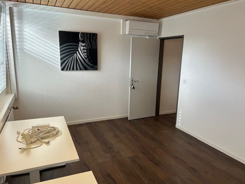 Office space in Bareggcenter Dättwil (2)