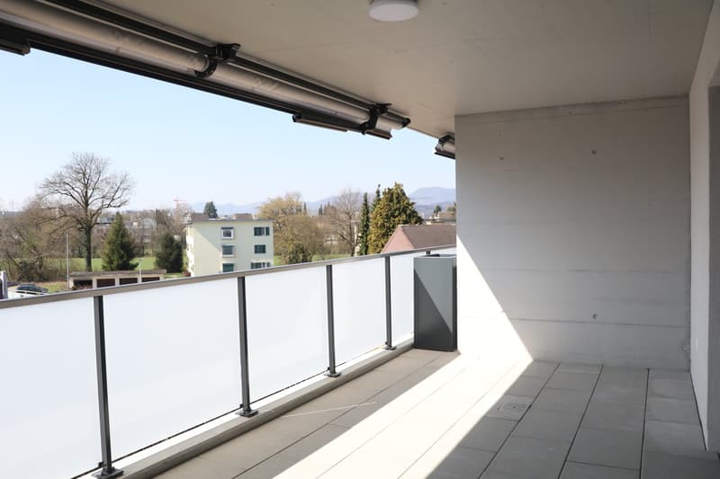Moderne und helle Wohnung mit grosszügigem Balkon (7)